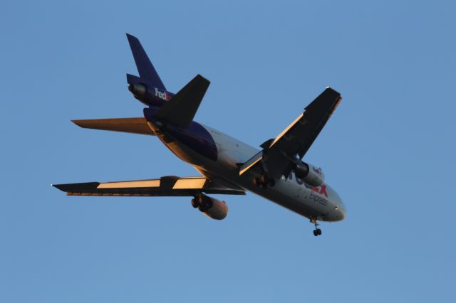 McDonnell Douglas DC-10 (N370FE)