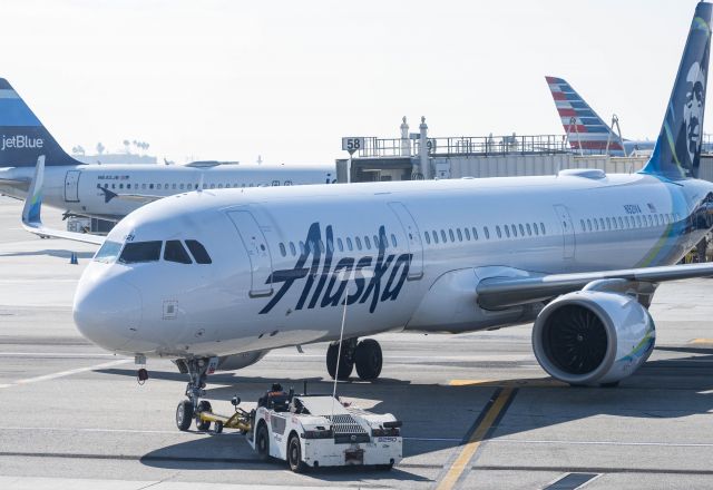 Airbus A321 (N921VA)