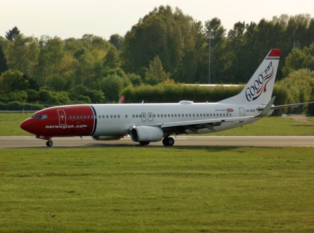 Boeing 737-800 (LN-NOL)