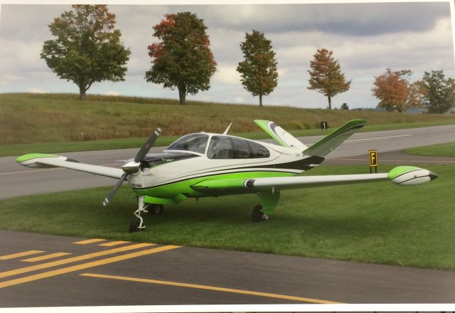 Beechcraft 35 Bonanza (N10RR)