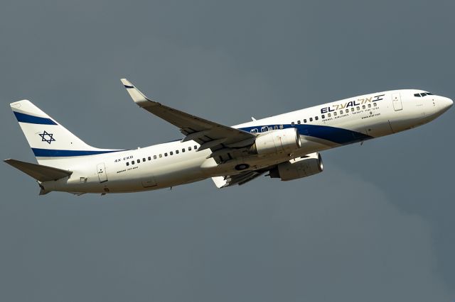 Boeing 737-800 (4X-EKB)