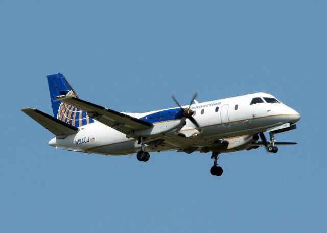 Saab 340 (N194CJ) - Colgan Air Saab arriving at Shreveport Regional from Houston.