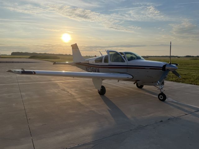 Beechcraft Bonanza (33) (N234WW) - Good morning.