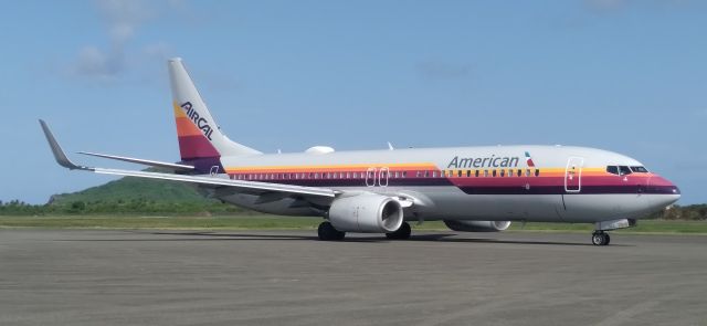 Boeing 737-800 (N917NN)