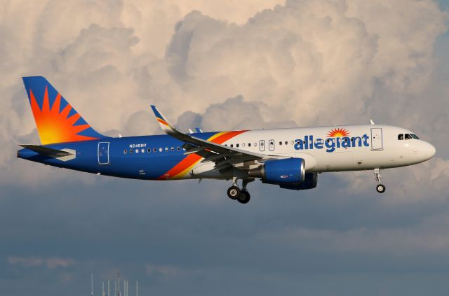 Airbus A320 (N246NV) - brand new allegiant A320 in their new livery,landing KCLE