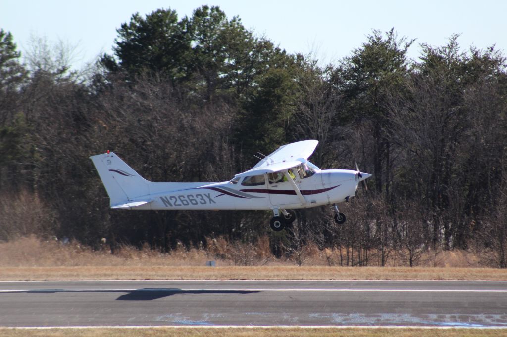 Cessna Skyhawk (N2663X)