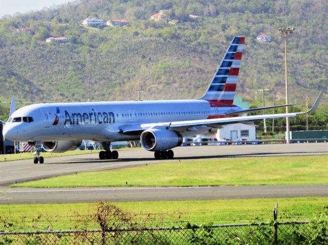 Boeing 757-200 (N192AN)