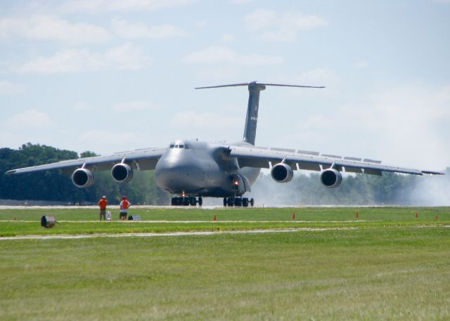 Lockheed C-5 Galaxy (87-0042) - AirVenture 2016. 2013 Lockheed C-5M Super Galaxy 