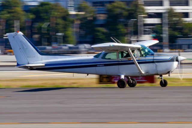 Cessna Skyhawk (N52364)