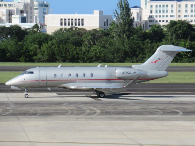 Bombardier Challenger 300 (N368JM)