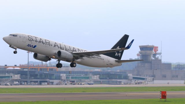 Boeing 737-800 (JA51AN) - Boeing 737-881br /br /July.26.2015 HAKODATE JAPAN