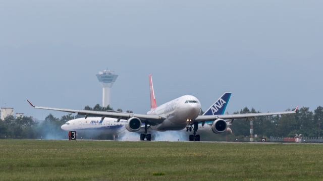 Airbus A330-300 (B-22101) - TransAsia Airwaysbr /Airbus A330-343Xbr /August.09.2015 Hakodate Airport [HKD/RJCH] JAPAN