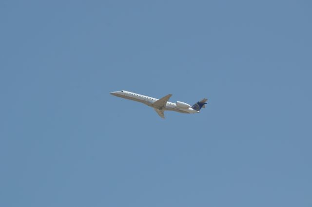 Embraer ERJ-145 (N16559)