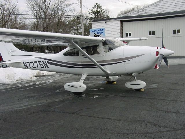 Cessna Skylane (N7275N)