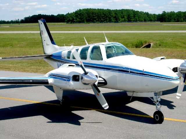 Beechcraft Baron (58) (N96GB)