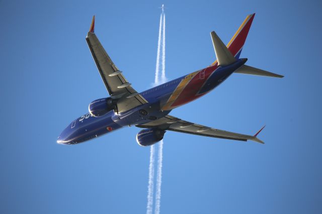 Boeing 737 MAX 8 (N8816Q)