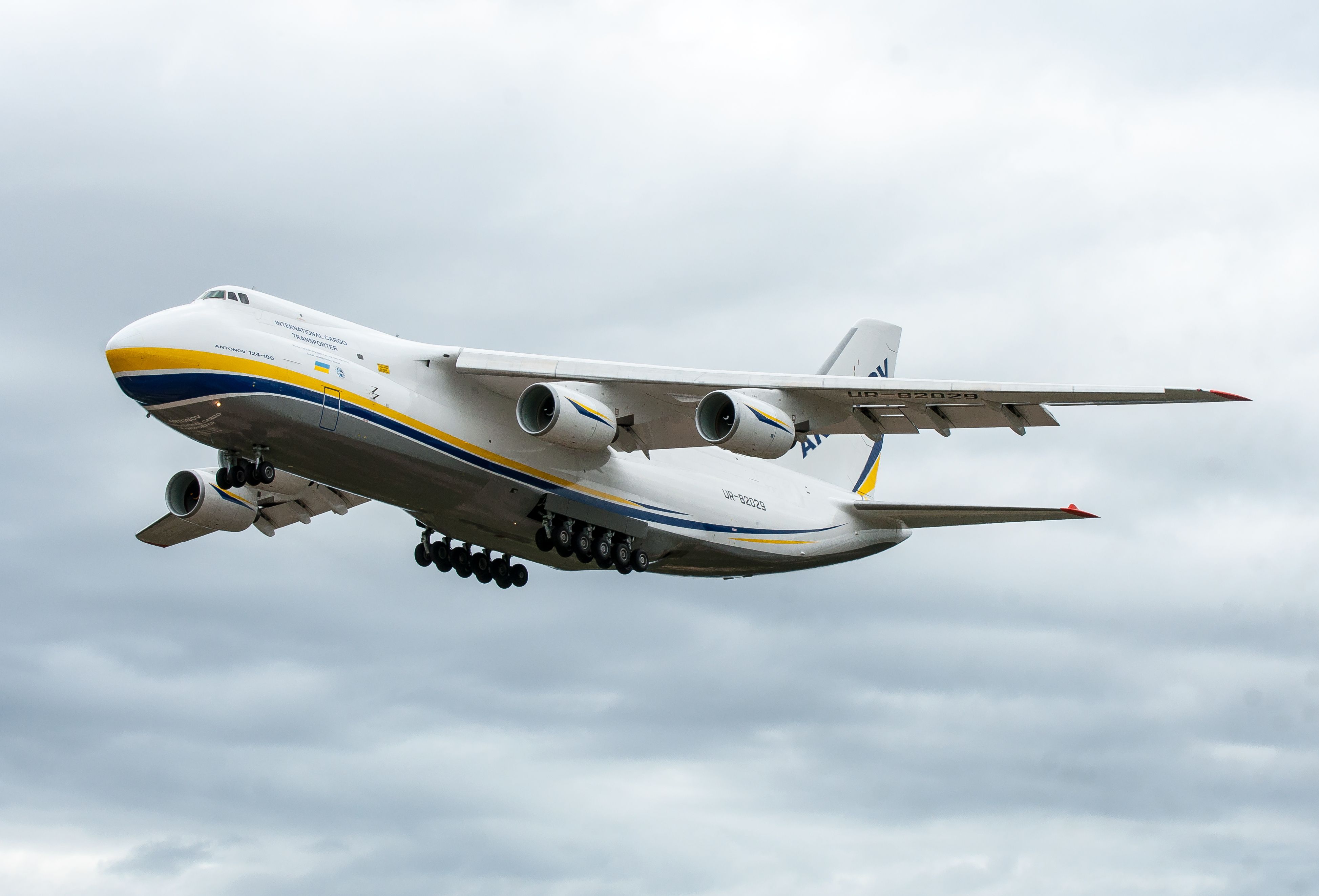 Antonov An-12 (UR-82029) - 23July2015 runway 08.