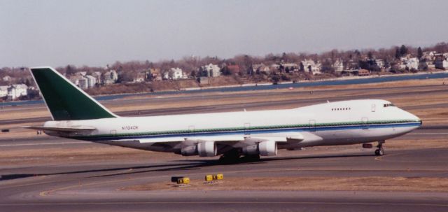 Boeing 747-200 (N704CK) - Kalitta in old Saudi Arabian colors doing a charter on 02/14/98