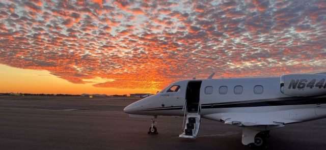 Embraer Phenom 100 (N644RM)