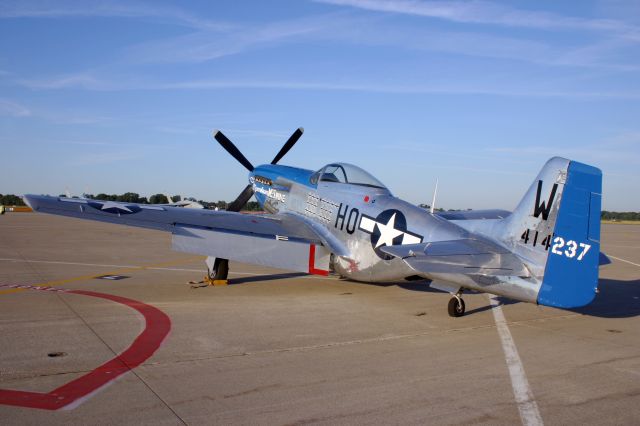 North American P-51 Mustang —