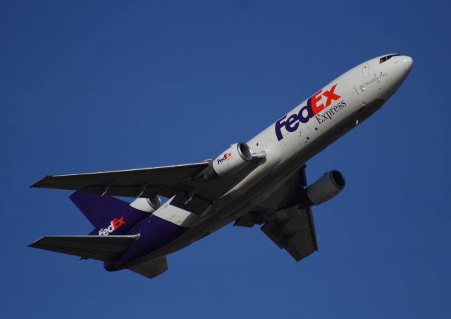 McDonnell Douglas DC-10 (N570FE)