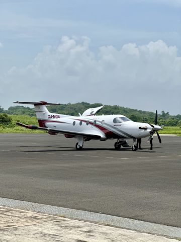 Pilatus PC-12 (XA-MGA)