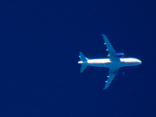 Airbus A319 (N876UA)