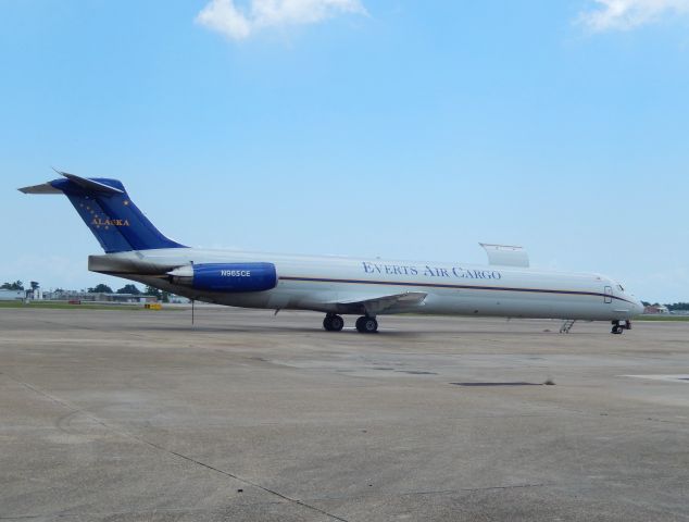 McDonnell Douglas MD-80 —