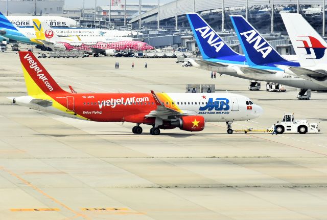 Airbus A320 (VN-A675)
