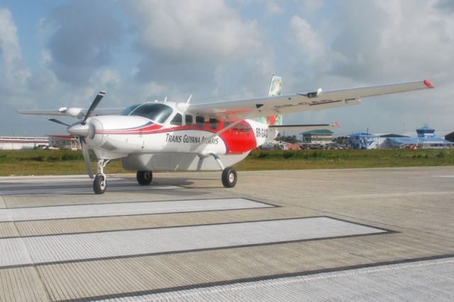 Cessna Caravan (8R-GAD)