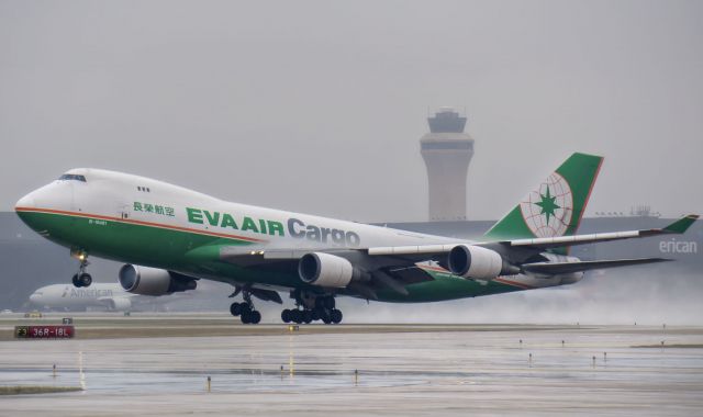 Boeing 747-400 (B-16481)