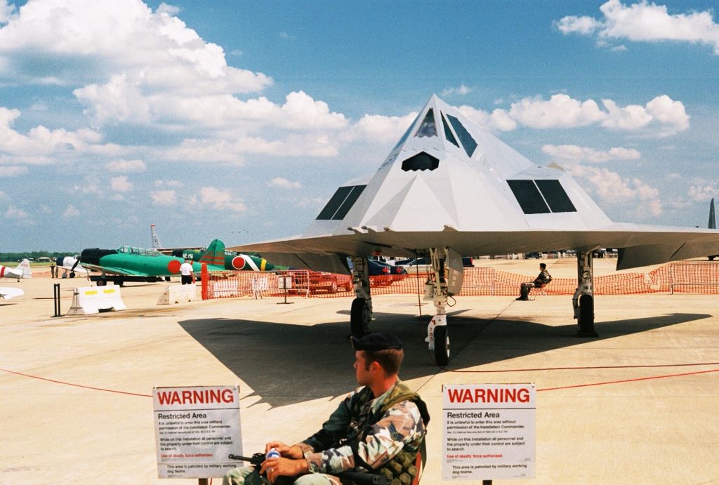 Lockheed Nighthawk (7910783) - Look... but DO NOT Touch!br /br /Lockheed F-117A Nighthawk, USAF s/n 79-10783, at the Barksdale AFB airshow in 2005. This is the FSD-4 aircraft flown by the 410th Flight Test Squadron, eventually at Edwards AFB.