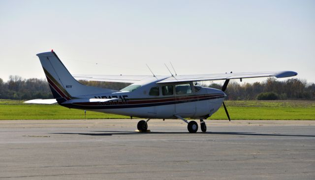 Cessna Centurion (N6171F) - Cessna 210J N6171F in Ann Arbor 