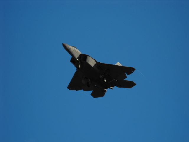 Lockheed F-22 Raptor (WASP01) - WASP 01 flight low pass at TLH. Wish I couldve gotten a better shot..