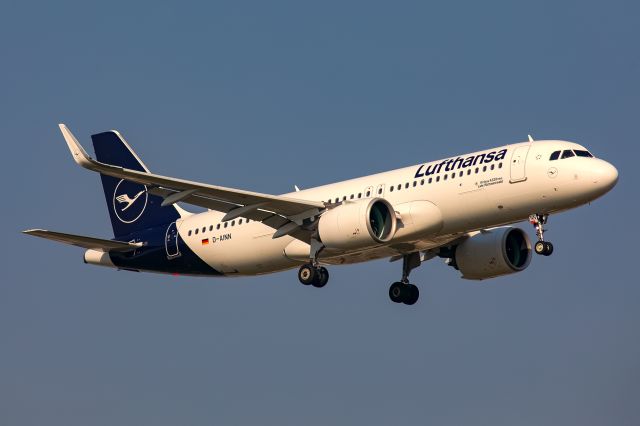 Airbus A320neo (D-AINN)