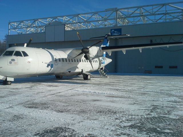 Aerospatiale ATR-42-300 (N228DG)