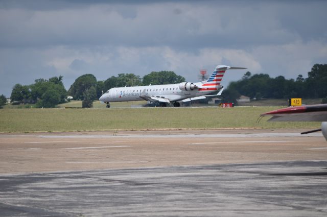 Canadair Regional Jet CRJ-200 (N546FF)