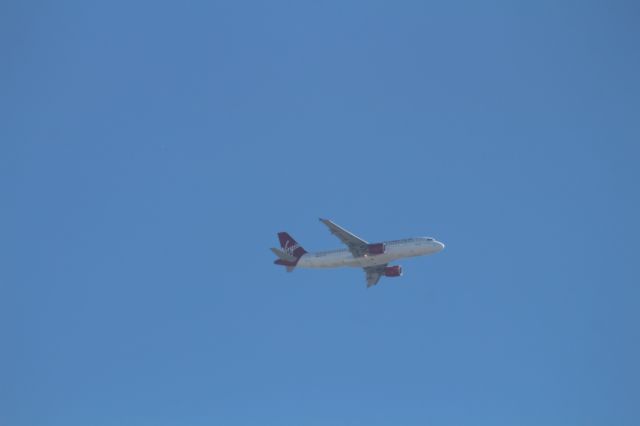 Airbus A320 — - KLAX APPROACH 24R