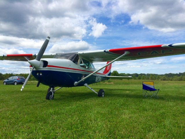 Cessna Skyhawk (N23NJ)