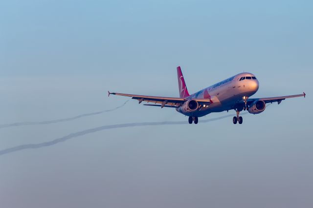 Airbus A321 — - TC-JRO Turkish Airlines Airbus A321-231 