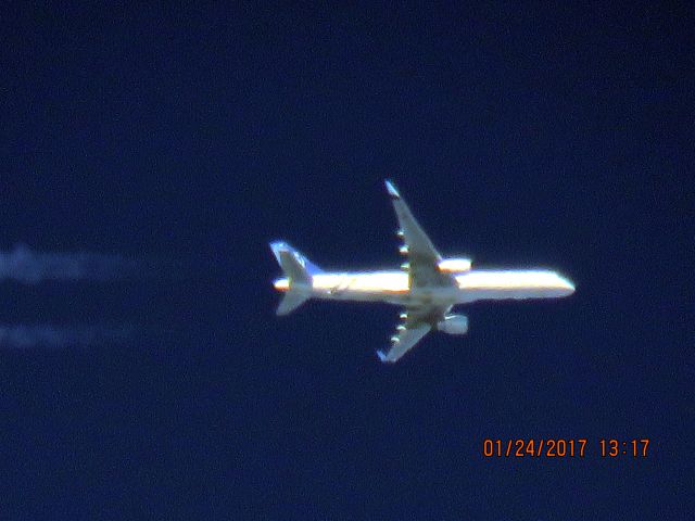 Boeing 757-200 (N717TW)