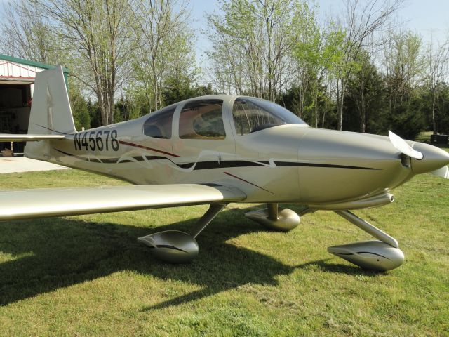 Vans RV-10 (N45678)