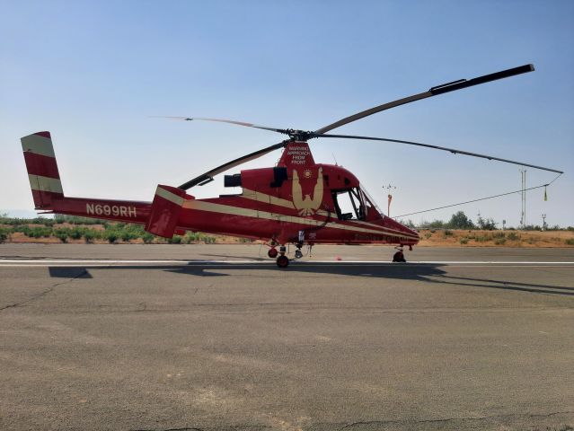 KAMAN K-Max (N699RH) - USFS Firefighting Helicopter on standby