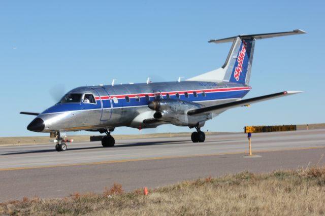 Embraer EMB-120 Brasilia (N560SW)