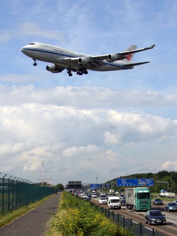 Boeing 747-400 (B-2458)