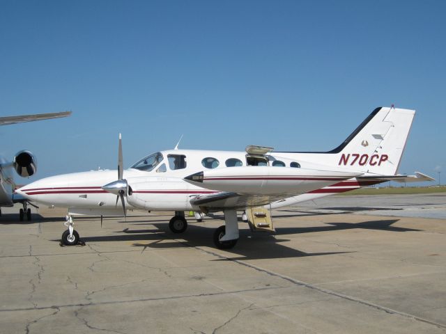Cessna 421 (N70CP)