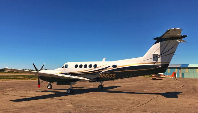 Beechcraft Super King Air 200 (N561SS)