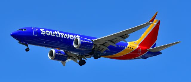 Boeing 737 MAX 8 (N8887Q) - N8887Q Southwest Airlines Boeing 737-8 MAX s/n 67964 - Las Vegas - Harry Reid International Airport KLASbr /Photo: Tomás Del Corobr /USA - Nevada May 15, 2025