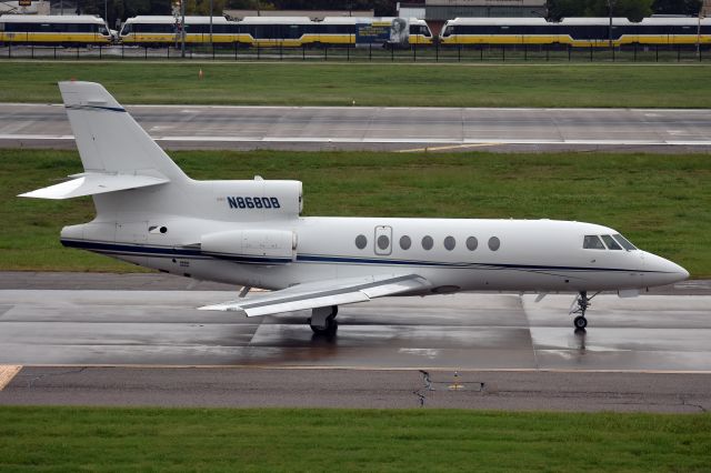 Dassault Falcon 50 (N868DB)