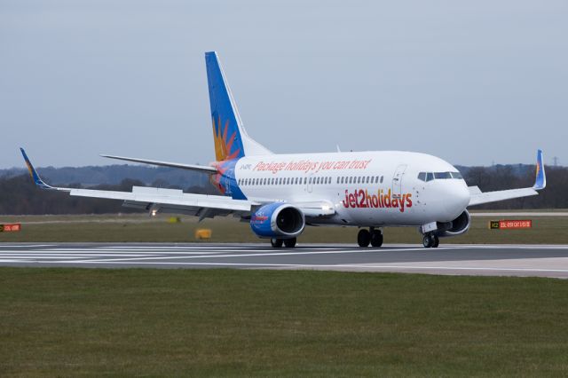 BOEING 737-300 (G-GDFL) - Was meant to be going to Lyon as EXS945 but returned to MAN an hour later.